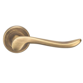 SEROZZETTA VERDUN LEVER ON CONCEALED FIXINGS ROUND ROSE Antique Brass